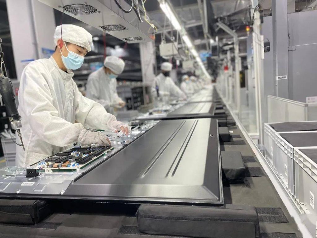 電視機使用自動螺絲機打螺絲工藝介紹！-深圳訊博科技-多功能非標螺絲機_全自動視覺螺絲機_大型鎖螺絲機廠家