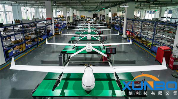 無人機生產車間3-訊博無人機點膠機