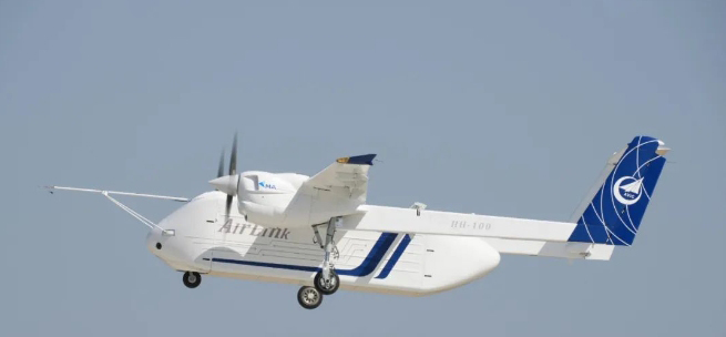 HH-100航空無(wú)人運(yùn)輸系統(tǒng)驗(yàn)證機(jī)完成低速自主滑行試驗(yàn)3